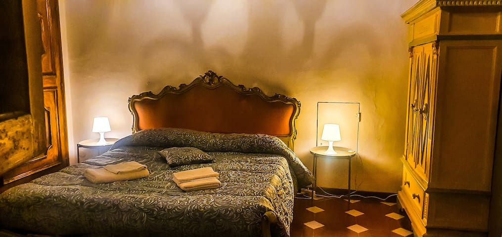 Esclusivo appartamento al Duomo gallery image 2