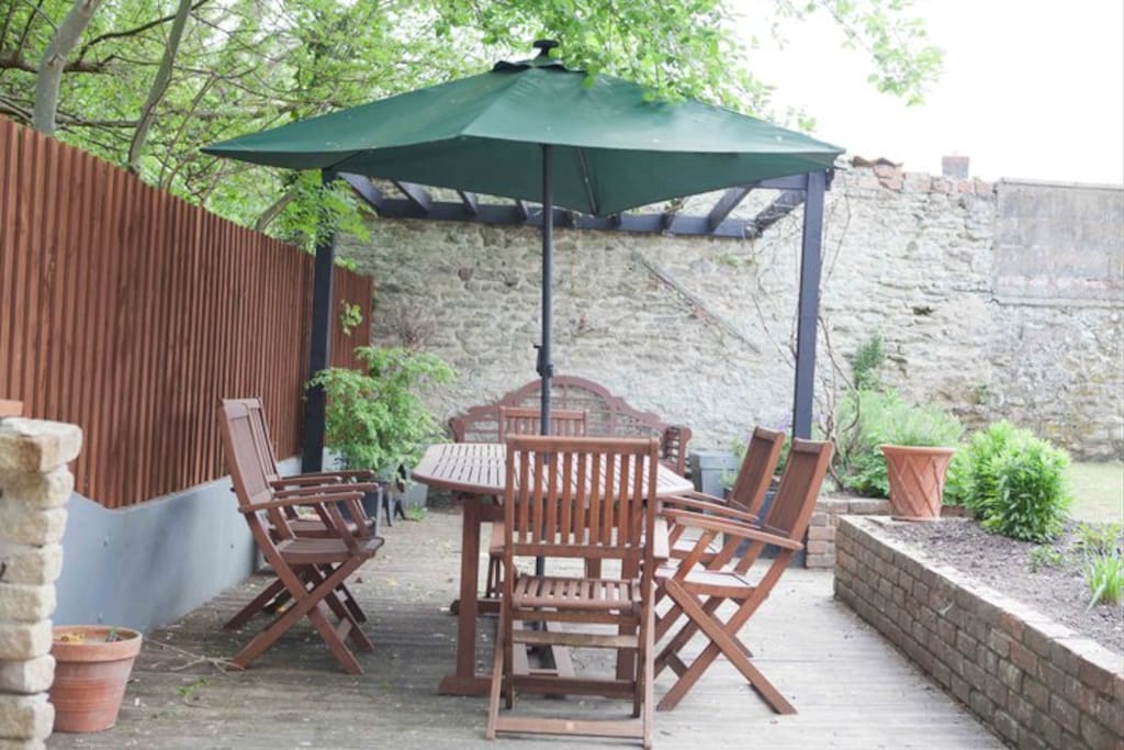great for BBQ's and alfresco dining
