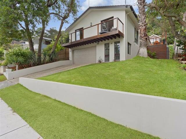 Retreat By The Lake & Beach. gallery image 2