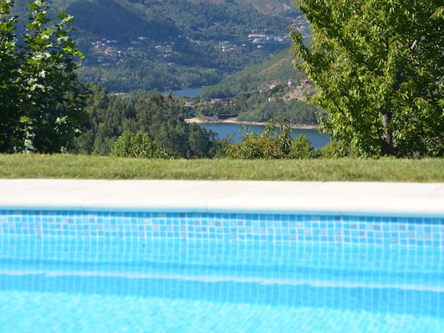cantinhodaspedras gerês  ,braga" casa Oliveiras"