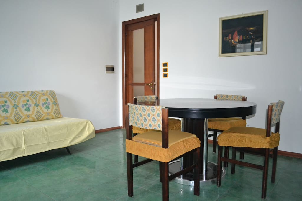 Stanza da pranzo - Dining room