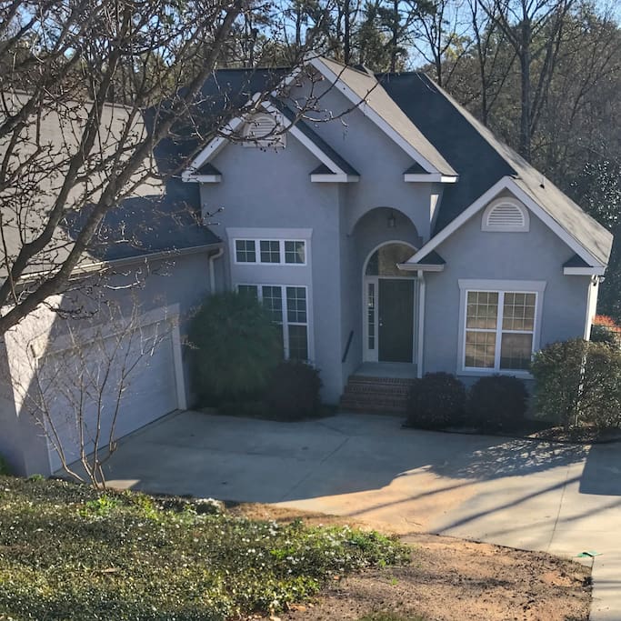 Parking in driveway and on the street.