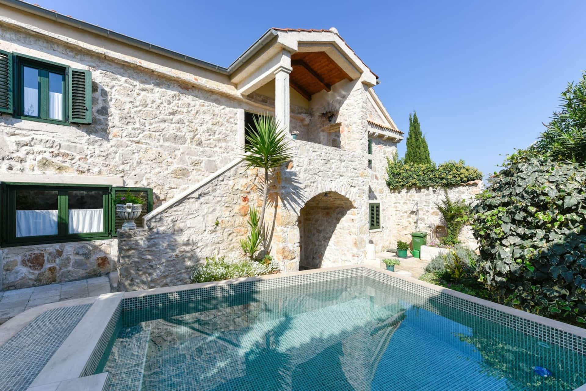 HOLIDAY VILLA BLUE TREE (NO FRONT DESK PLEASE CONTACT THE PROPERTY 5 DAYS BEFORE ARRIVAL)