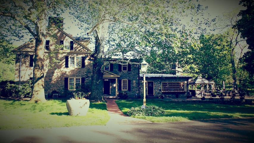 Bridgetown Mill House Inn