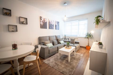 Large, central apartment, 3 bedrooms and terrace.
