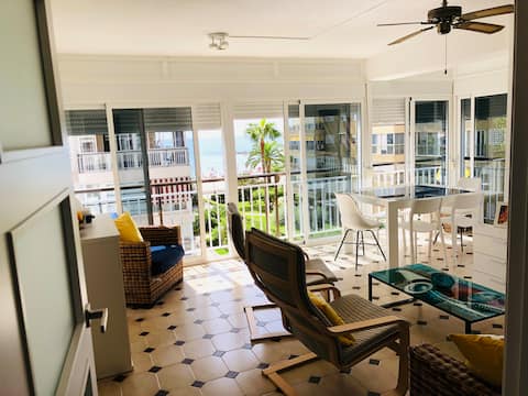 Nice beachfront apartment. Renovated.Torreón beach