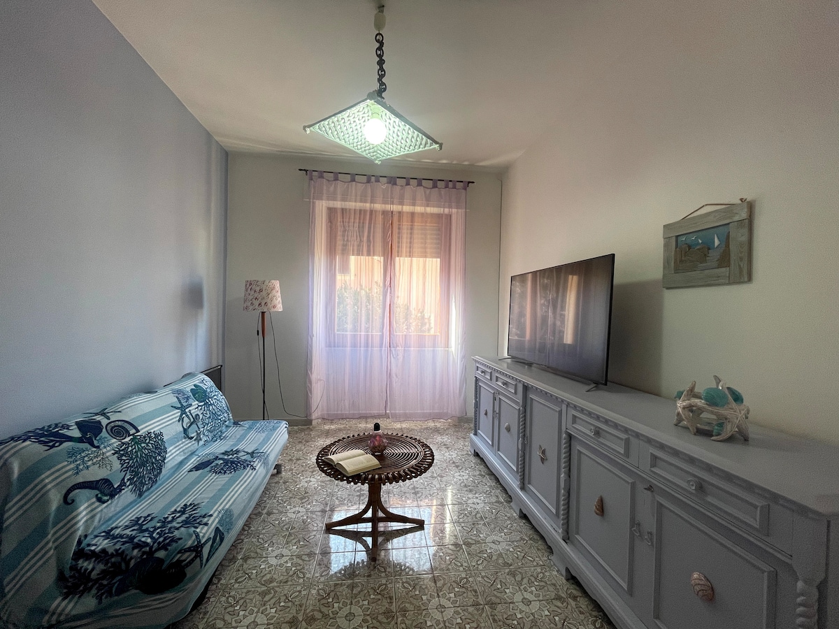 Top Airbnb: ⋆⋆⋆⋆⋆ Spacious and Quiet Apartment in the Center in La Maddalena