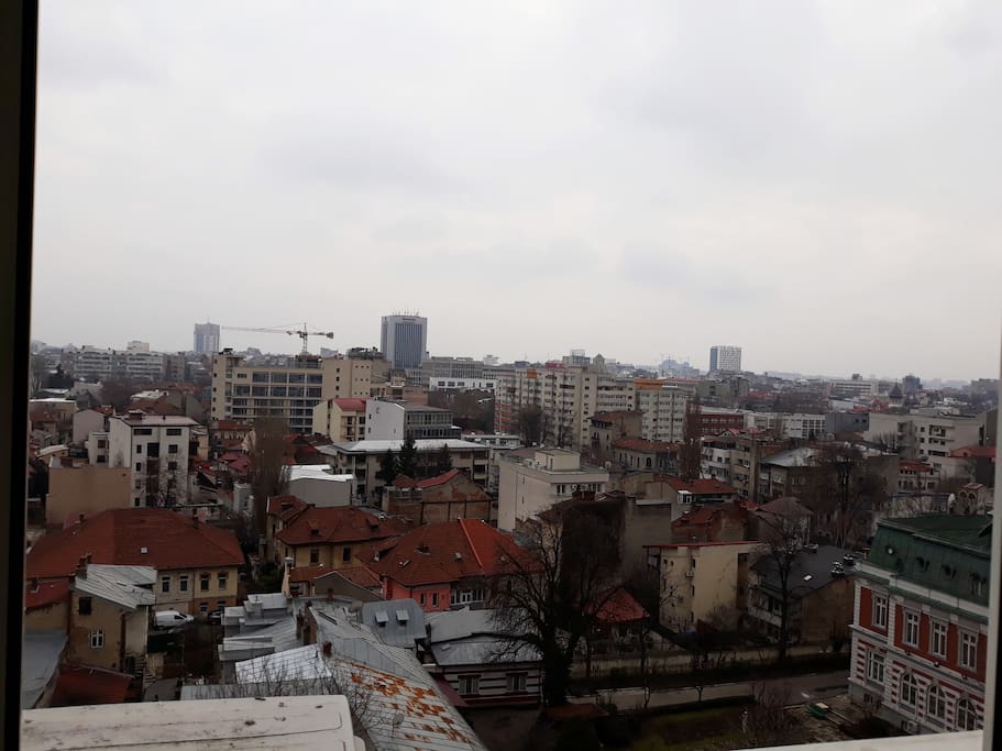Short walking distance to Piata Romana