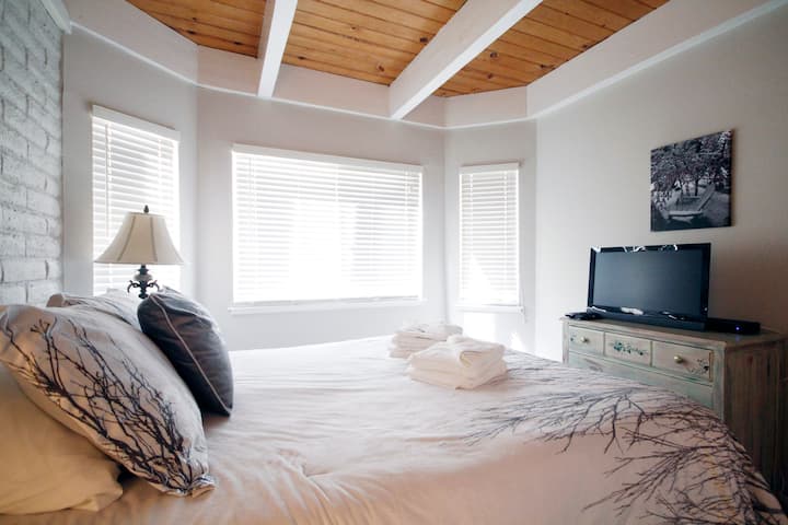 dormitorio delantero en el primer piso