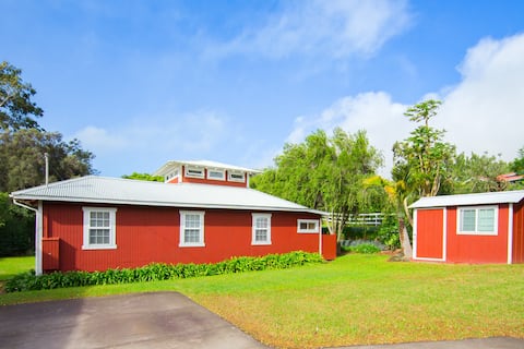 Red 'Ohana 2 bd Near Mauna Kea Beach in Waimea
