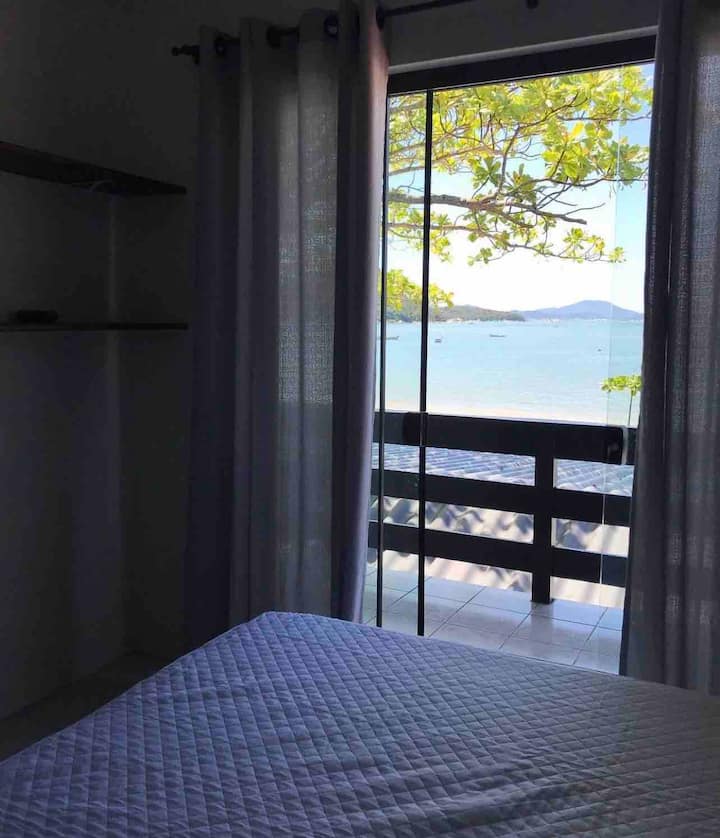 Vista de um dos quartos do andar de cima! 