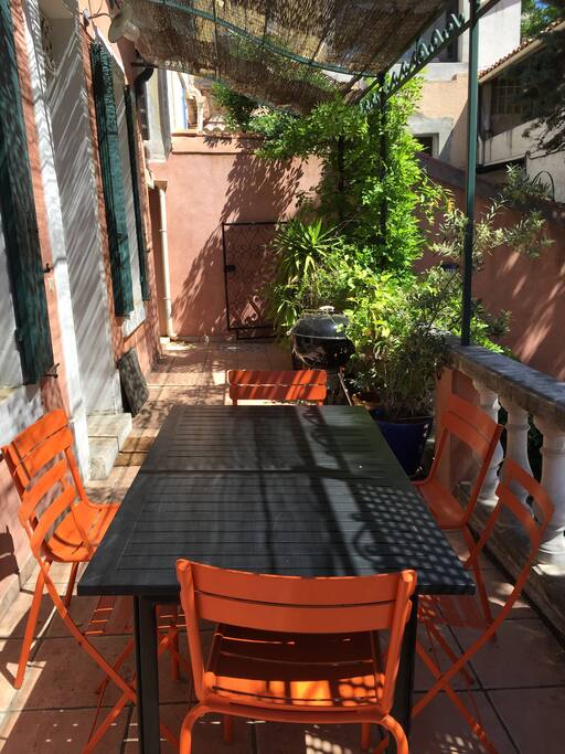 Terrasse supérieure / Upper terrasse