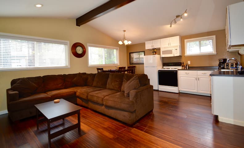 6 Family Friendly, Updated Condo