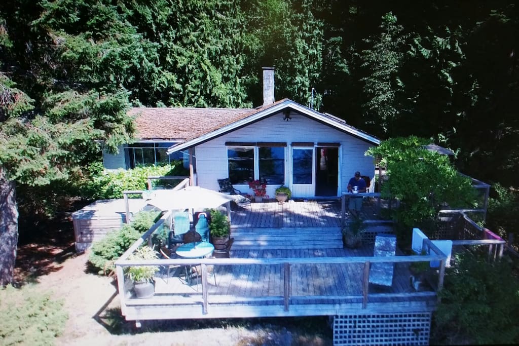 Drone shot of cottage