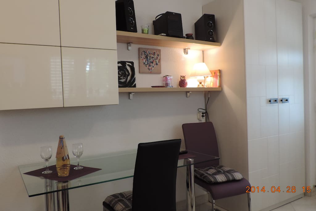 Studio bello
Dining area