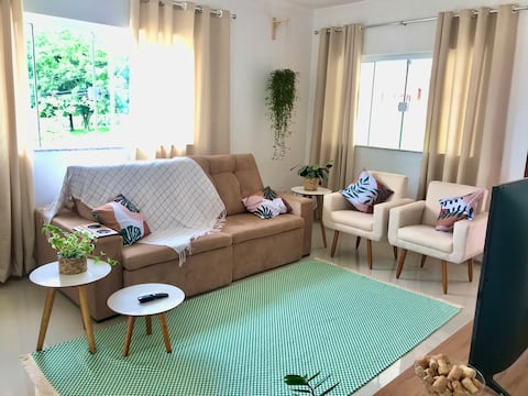 Top Airbnb: Lake View House - Espírito Santo do Pinhal em Espírito Santo Do Pinhal