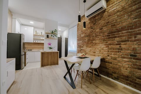 British Square Apartment, Zagreb City Center