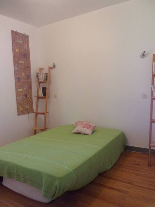 Chambre n°3, lit double 140x190cm