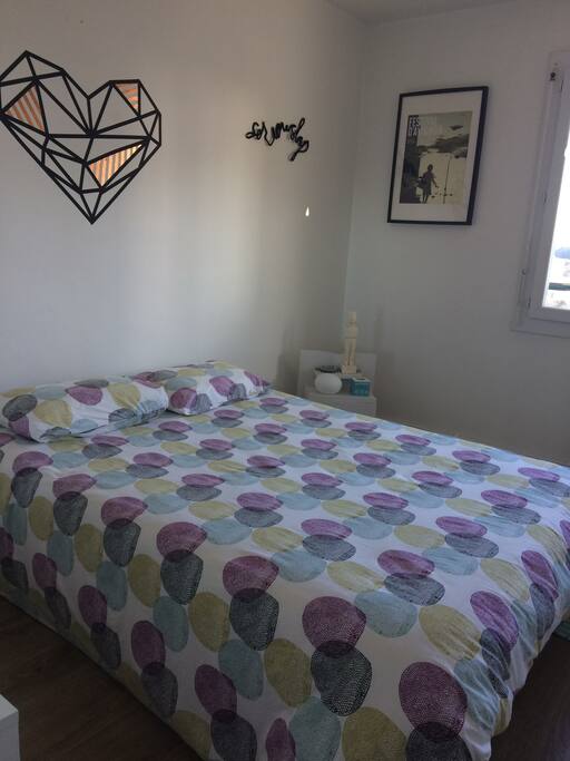 Chambre 2 lit double avec rangement/penderie