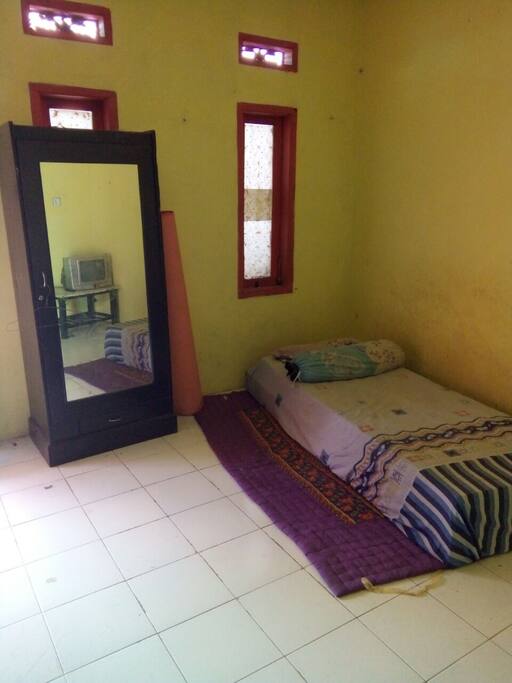 eSPe House Bed and breakfasts for Rent in Garut Regency  