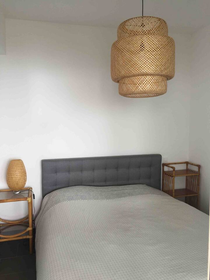 ห้องนอนที่เหมือนกัน 2 ห้อง 