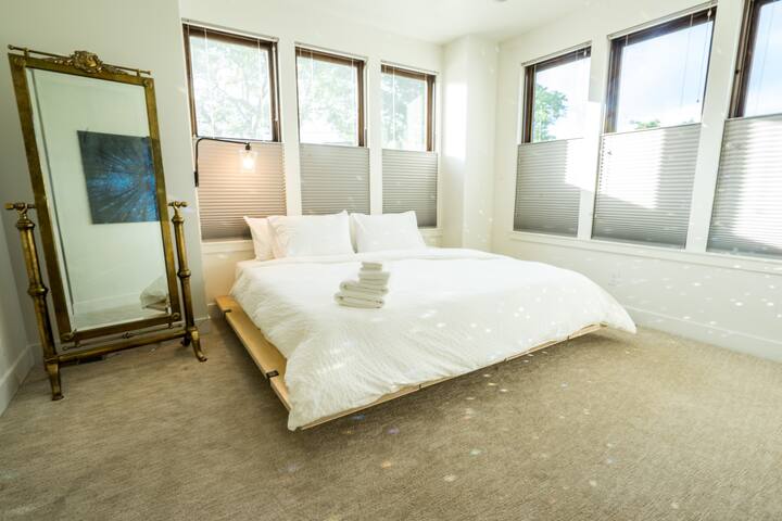 The Larimer Life – Rooftop in RiNo – gallery image 4