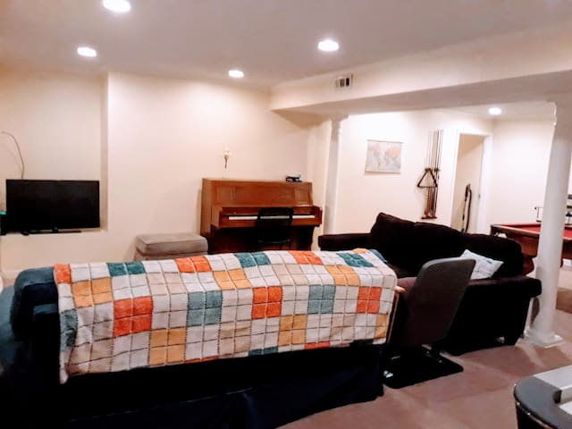 Spacious Guest Suite with a Relaxing View -Monthly