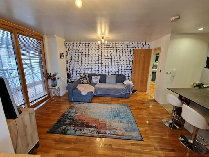 Eccles Apartment Rentals England, United Kingdom Airbnb