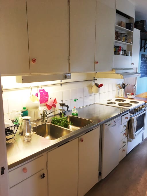 Spacious kitchen area with everything you need to prepare a nice meal.