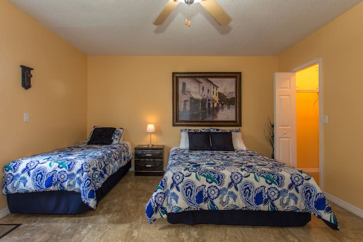 CLOSE TO WIREGRASS MALL & OUTLET MALL