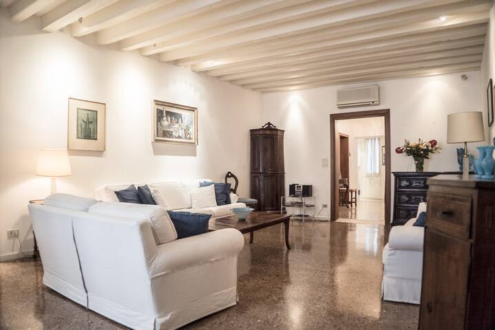 Accademia Terrazza gallery image 4