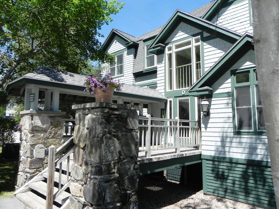 BEAUTIFUL MOUNTAIN VIEWS!!!!!!!! Condominiums for Rent in Waterville