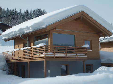 Exclusive Chalet with Panoramic View