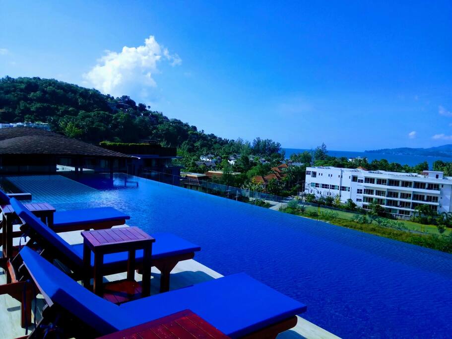 Roof-top swimming pool