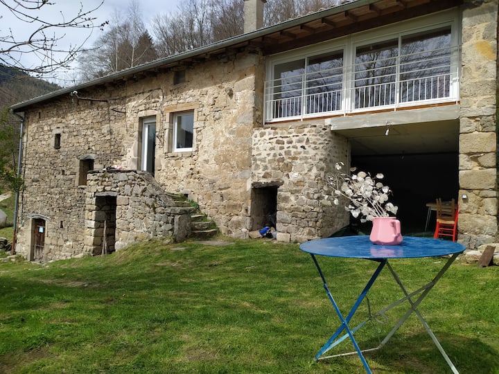 Gîte Nature 7 Pers. Grand Jardin Vue Forêt & Rando - Roisey