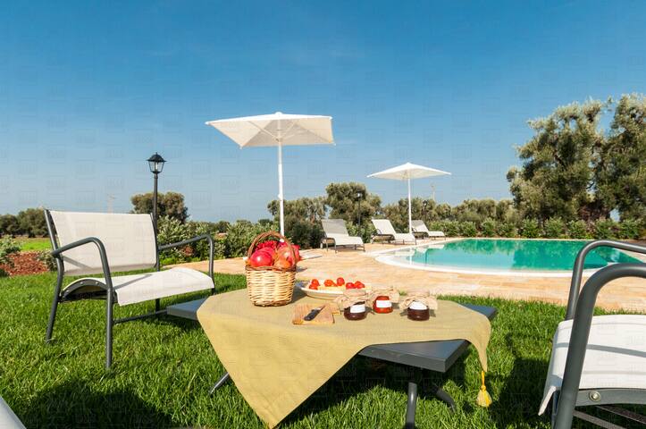 Trulli Francisto: Authentic Historic Trullo gallery image 3