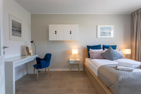 Ambria Apartments Summer