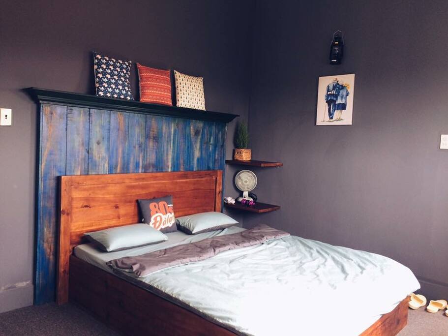 Double room with Queen Bed. Pillow and Blankets are color blended fashionably and trendy.
This room is very quite because it is on the 2nd floor with mountain view - the best view of house.
Private Toilet and Bathroom in room are equipped toothbrushes, 2 Towels, Toilet papers, Shower gel and Shampoo.
*Facilities in room:
- A clothes-rack
- Standing Mirror
- Tea table & chair
- Old Television is not used, just for decoration.
*Maximum added mattress number is 2. The cost for one is 50$/pax/night