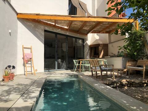Beautiful beach house with pool - Cal Llimoner