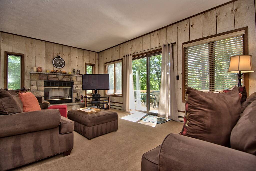 Main living area with views of the lake