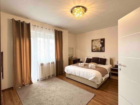 Holiday home "Mimoza" in Otočac, 2 jacuzzi ⭐️⭐️⭐️⭐️
