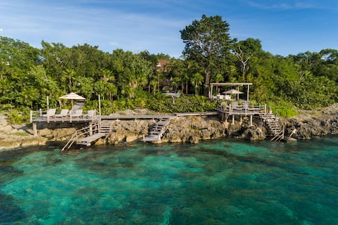 Villa Alma Two Oceanfront luxurious villas
