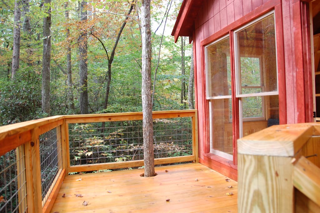 Secluded Treehouse near Helen, GA Treehouses for Rent in Helen