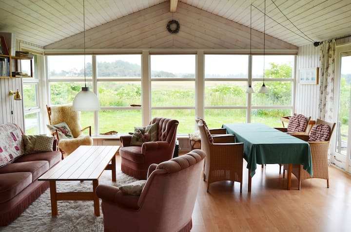 Sommerhus Med Fin Udsigt I Lønstrup - Dánia