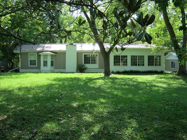 Airbnb Ashland City Vacation Rentals Places To Stay