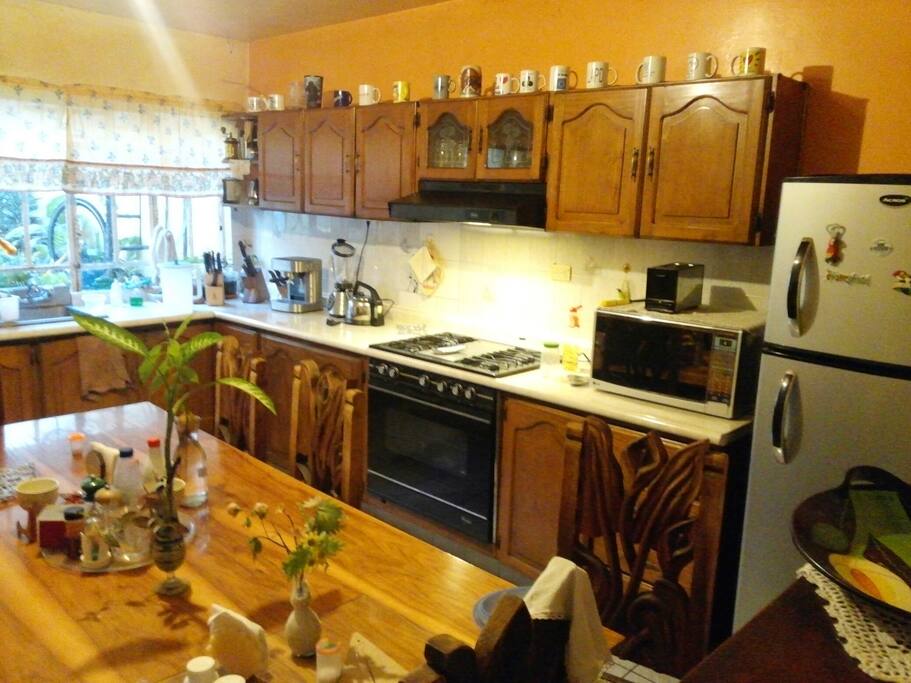 Cocina totalmente equipada para compartir