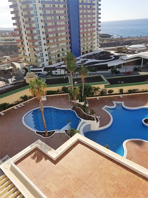 Piscinas de adulto y de niños