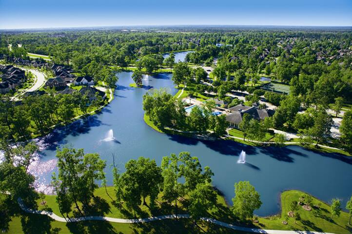 Hotel Quality stay 18 minutes from IAH in Room B