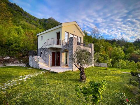 Prevalis Nature Cottage - Bird Studio