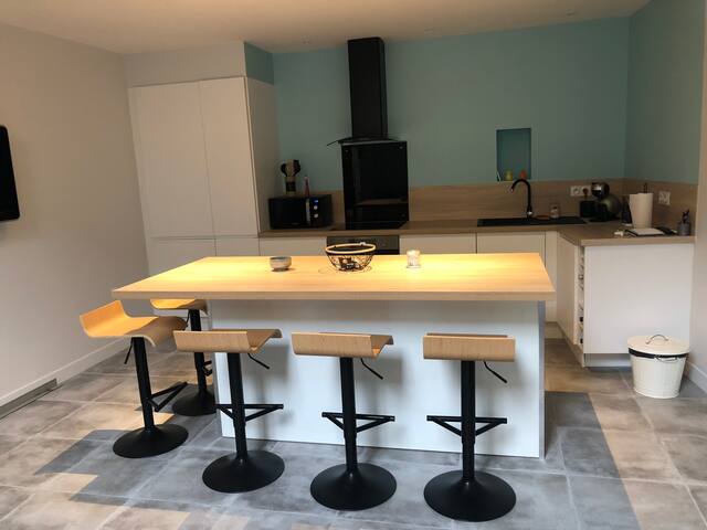 Superbe petite maison neuve en ville